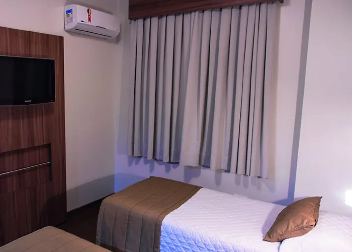 Hotel Continental Business - 200 Metros Do Complexo Hospitalar Santa Casa Porto Alegre