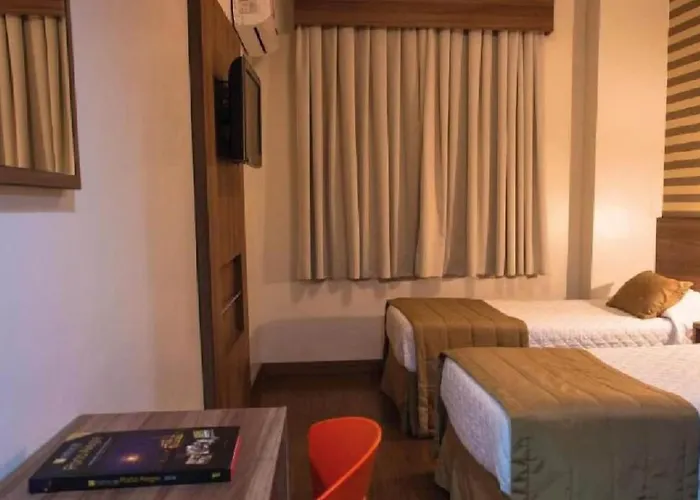 Continental Business - 200 Metros Do Complexo Hospitalar Santa Casa 3* Porto Alegre
