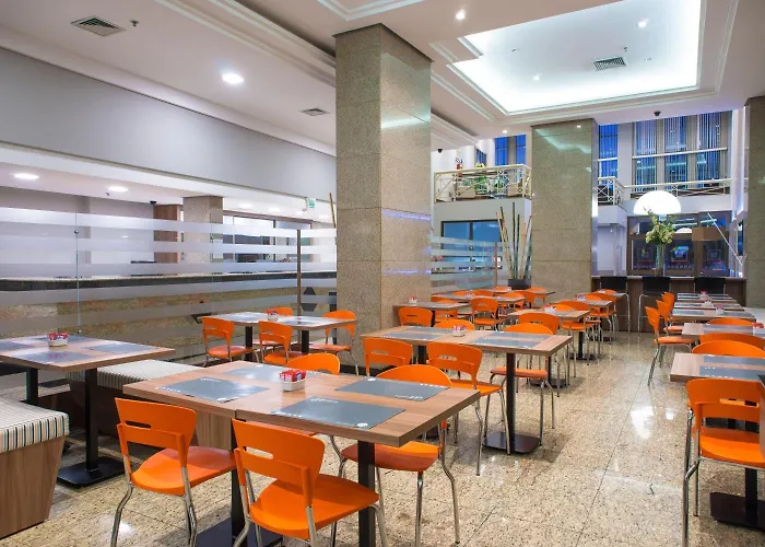 Continental Business - 200 Metros Do Complexo Hospitalar Santa Casa 3* Porto Alegre