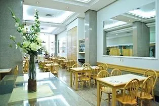 Continental Business - 200 Metros Do Complexo Hospitalar Santa Casa Hotel