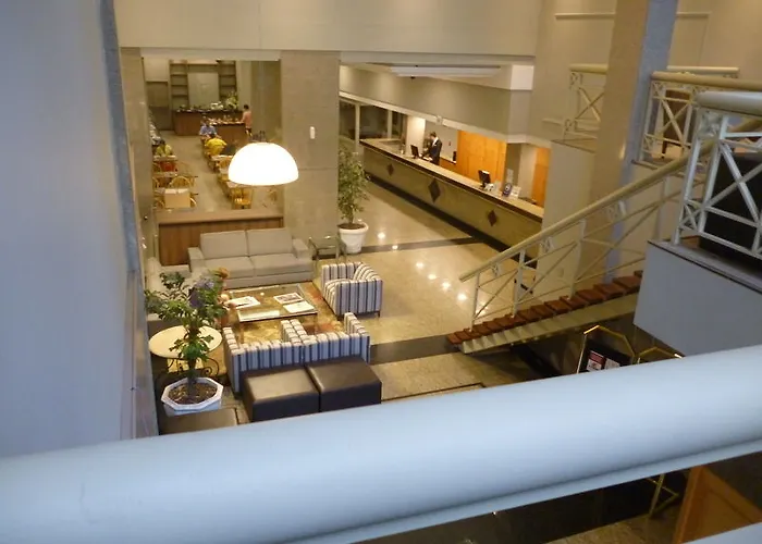 Continental Business - 200 Metros Do Complexo Hospitalar Santa Casa Hotel